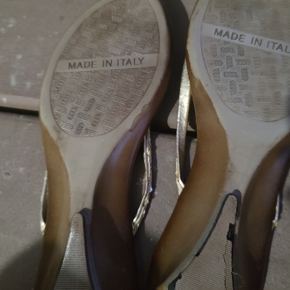 Italian Shoemaker Lady Gold Metallic Braided Thong‎ Wedge Sandal
 Sz 10 Italy